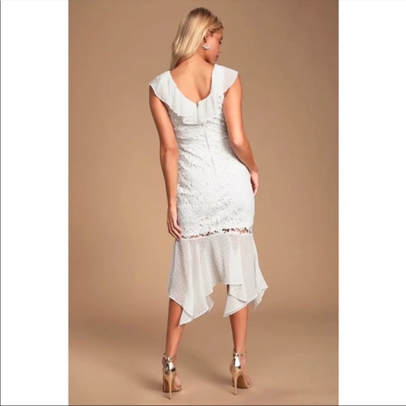 NWT Lulu’s Dagny Lace Swiss Dot Ruffled Midi Dress - Picture 4 of 10